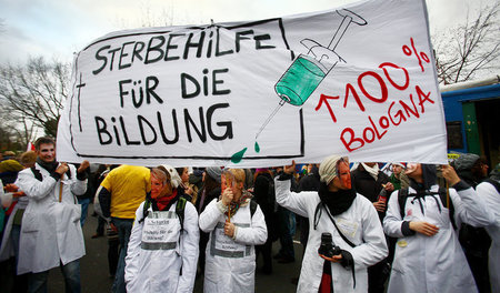 Protest von Medizinstudenten gegen die »Bologna-Reform« (Bonn, 1... Protest von Medizinstudenten gegen die »Bologna-Reform« (Bonn, 1...