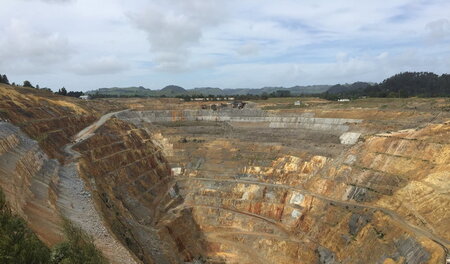 Keine Chance für die Umwelt: Goldbergewerk von Oceana Gold in Ne...