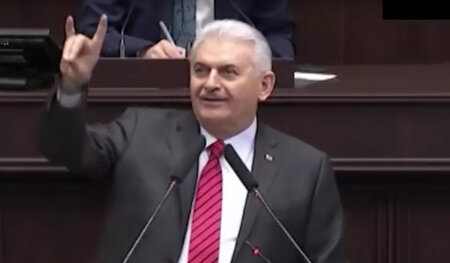 Binali Yildirim am Dienstag im türkischen Parlament