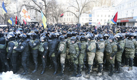 Aufmarsch ukrainischer Neofaschisten am 19. Februar in Kiew