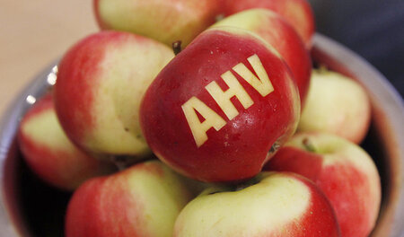 An apple a day … Die Gewerkschaften fordern eine Erhöhung der Al...