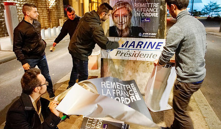 »Frankreich wieder in Ordnung bringen«. Mitglieder des Front Nat...