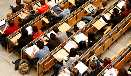 Studierende bevölkern nicht nur die Hörsäle, sondern als Arbeits...