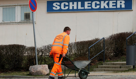 Ehemalige Filiale von Europas größtem Drogeriemarkt (Penzlin, Me...