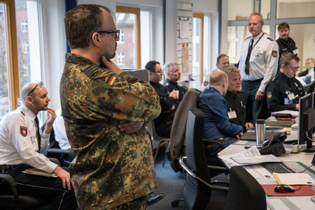 Auf das »Undenkbare vorbereiten«: Ein Soldat der Bundeswehr beob...