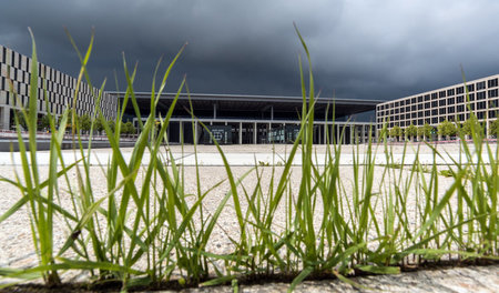 Noch immer nicht fertig – das Terminal des Hauptstadtflughafens ...