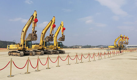 Weiter geht’s: Baustelle für neue Flatscreen-Fertigungsanlage de...