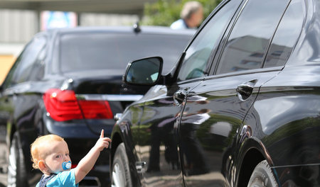 Manche können sich das Auto nicht leisten, andere kriegen sogar ...