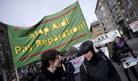 Recht statt Gnade, Reparationen statt Entwicklungshilfe: Klares ... Recht statt Gnade, Reparationen statt Entwicklungshilfe: Klares ...