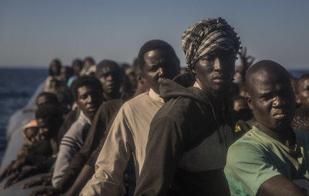Sie haben überlebt: Gerettete Flüchtlinge am 4. März vor der Küs...