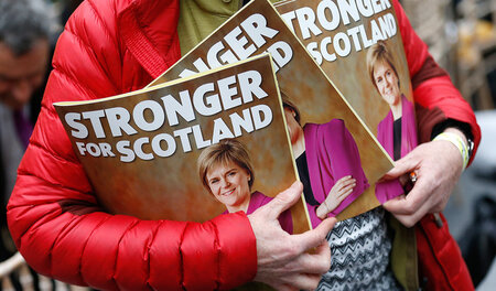 »Stärker für Schottland«: Wahlkampf der SNP im April 2015