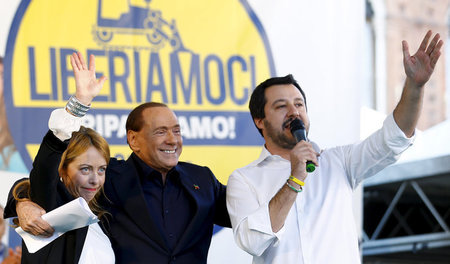 Rechte Front: Giorgia Meloni bei einem Auftritt mit Silvio Berlu...