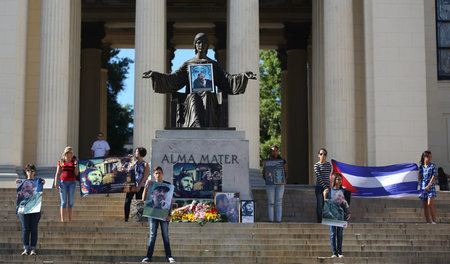 »Danke für alles, Comandante« – Studierende der Universität von ...