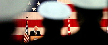 Robert Gates: Erpressungsversuche in alle Richtungen für die Ums...