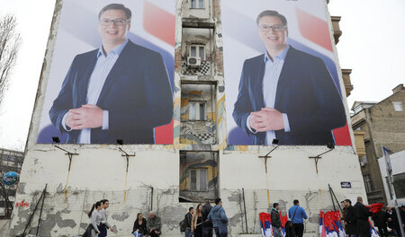 Unübersehbarer Kandidat: Serbiens Premier Aleksandar Vucic ist d... Unübersehbarer Kandidat: Serbiens Premier Aleksandar Vucic ist d...