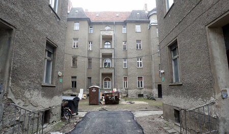 Auch im Besitz der Gesobau: Das Gebäude der Pestalozzistraße 4 i...