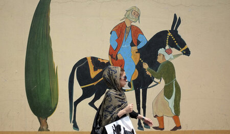 Alles andere als ein archaischer Gottesstaat: Frauen haben sich ... Alles andere als ein archaischer Gottesstaat: Frauen haben sich ...