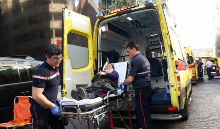 »Eine Gruppe kurdischer Menschen, die in Brüssel im türkischen K... »Eine Gruppe kurdischer Menschen, die in Brüssel im türkischen K...