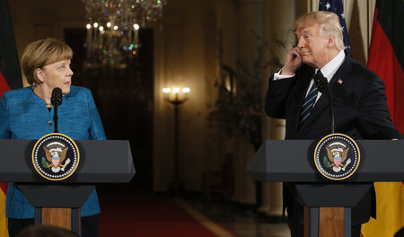 Erster Aufprall: Kanzlerin Merkel und Präsident Trump am 17. Mär...