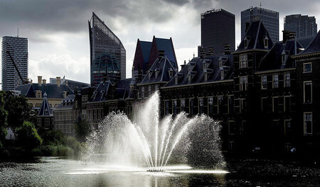 Parlamentsgebäude in Den Haag: Hat der Fiskus die Abgeordneten ü...