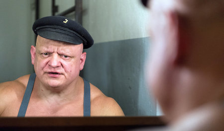 Schiebt nicht immer alles auf die Sachsen! Der Käpt’n weiß um di...