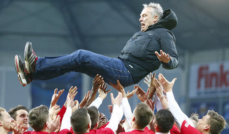 Sollte man hochleben lassen: SC Freiburg-Trainer Christian Strei...