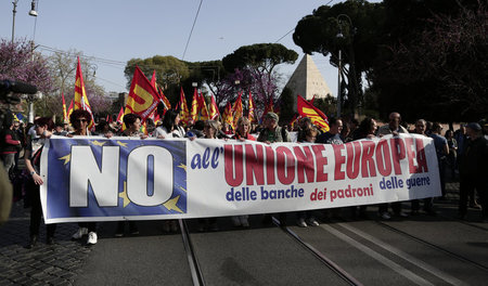 Protestzug gegen die EU in Rom am 25. März. Zeitgleich fand in d...