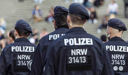 AfD und Gegendemonstranten erwartet ein Großaufgebot der Polizei