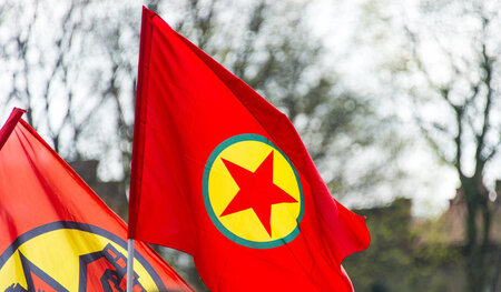 Instrumentalisiert gegen Wahlbeobachter: Symbole der kurdischen ...