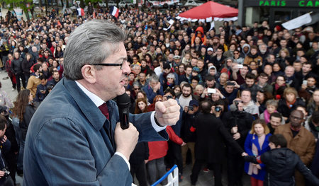 Breite Unterstützung: Jean-Luc Mélenchon spricht am 17. April in...