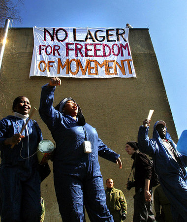 Proteste gegen Zustände im Asylbewerberheim Bahnsdorf, April 200... Proteste gegen Zustände im Asylbewerberheim Bahnsdorf, April 200...