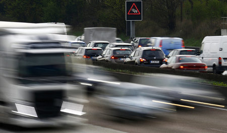 »Treibstoff der Renditemaschine«: Autofahrer sollen künftig Inve... »Treibstoff der Renditemaschine«: Autofahrer sollen künftig Inve...