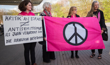Protest gegen israelische Besatzungspolitik anlässlich der Verle... Protest gegen israelische Besatzungspolitik anlässlich der Verle...