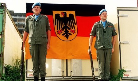In Kambodscha hatte die Bundeswehr ihr erstes Todesopfer bei ein...