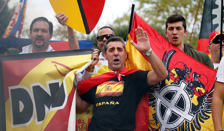 Ultrarechter Aufmarsch in Barcelona am 12. Oktober 2016