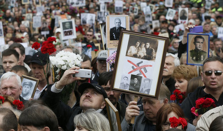 Auch in Kiew beteiligten sich Tausende an der Demonstration des ...