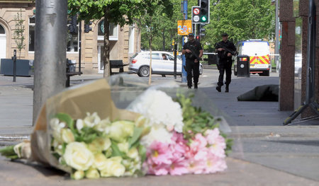 Manchester nach dem Anschlag: Polizisten patrouillieren am Diens...