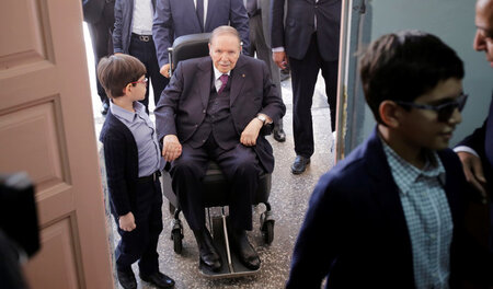 Algerien fest im Griff: Staatspräsident Abdelaziz Bouteflika hat...
