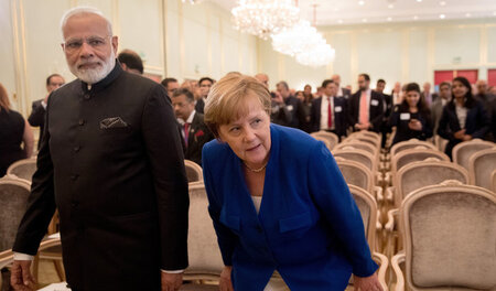 Premier Narendra Modi und Angela Merkel beim gemeinsamen »Wirtsc...