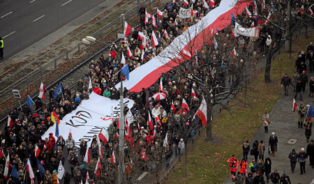 Ein Bild aus besseren Tagen: Kundgebung des KOD in Warschau am 1...