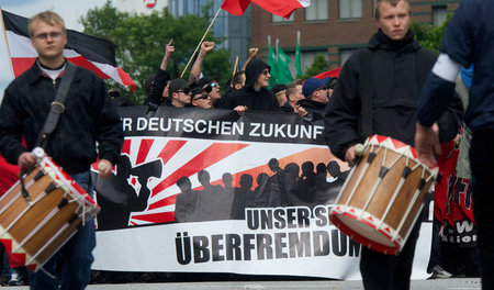 Etwa 4.500 Neonazis zogen zum »Tag der deutschen Zukunft« im Jun...