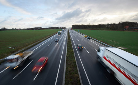 Schnell, schneller, Autobahn: Die 13 beabsichtigten Grundgesetzä...