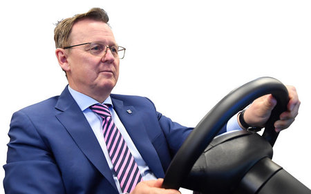 Bei der Abstimmung zur Autobahnprivatisierung im Bundesrat steht...