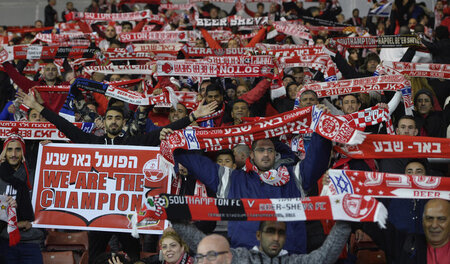 Großes Ziel Champions League: Die Anhänger von Hapoel Be’er Sche...