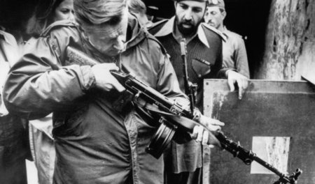 Ließ nicht nur die Waffen sprechen: Kazimierz Brzezinski im Febr...