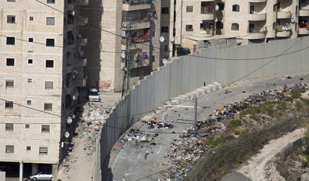 Feiern mit Apartheidmauer: Israel feierte am 17. Mai die Eroberu...