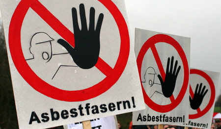 Alle reden von Asbest. PCB, Weichmacher und giftige Flammschutzm...