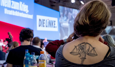 Zu Beginn des Linke-Parteitags am Wochenende wurde auch über die...