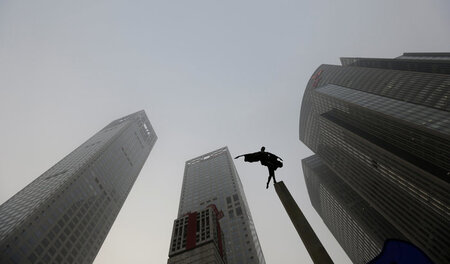 Chinas Wachstum hat auch negative Folgen: Geschäftsdistrikt der ...