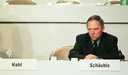 Von der »Bonner Republik« bleibt ein wenig Wehmut: Szene vom CDU...
